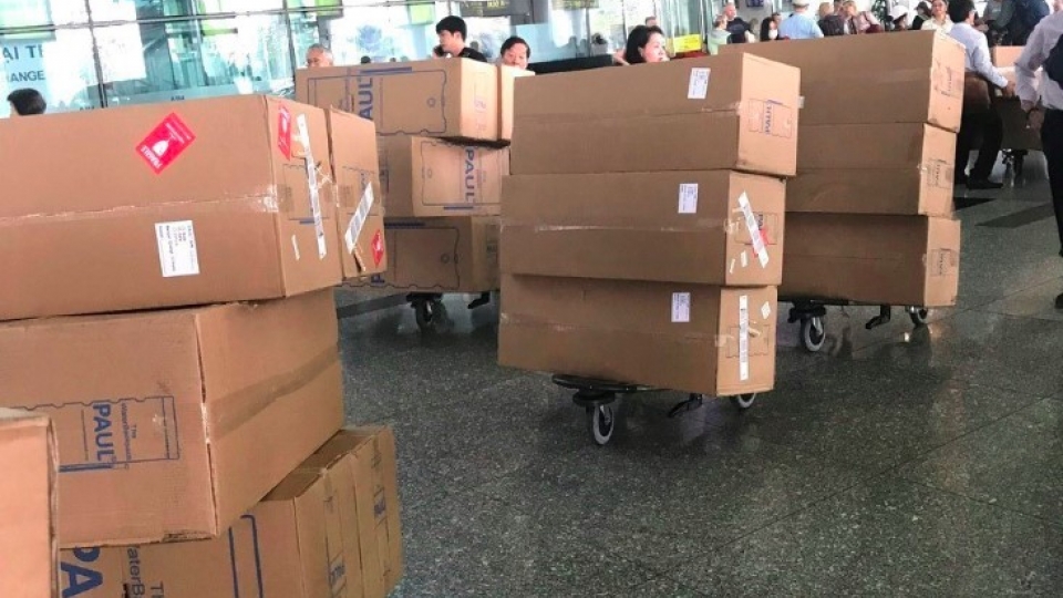 Germany's WUS donates PAUL water filters to flood-hit areas in Vietnam